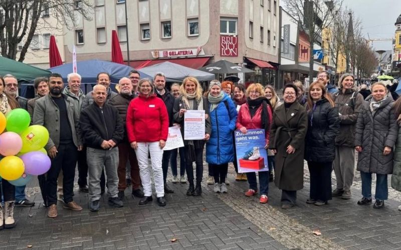 Aktionstag gegen Rassismus auf dem Luisenplatz in Neuwied